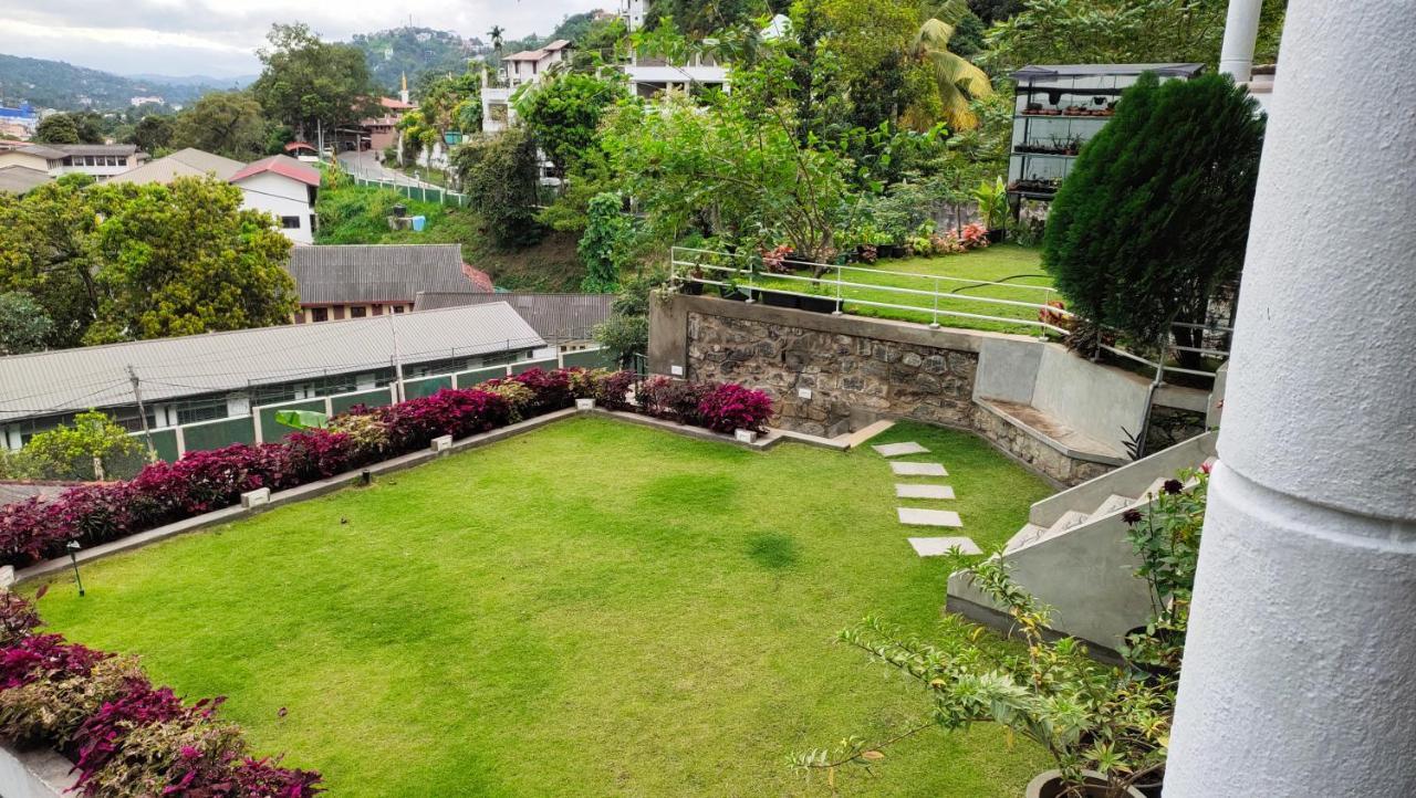 Marvel Hills Kandy Exterior photo