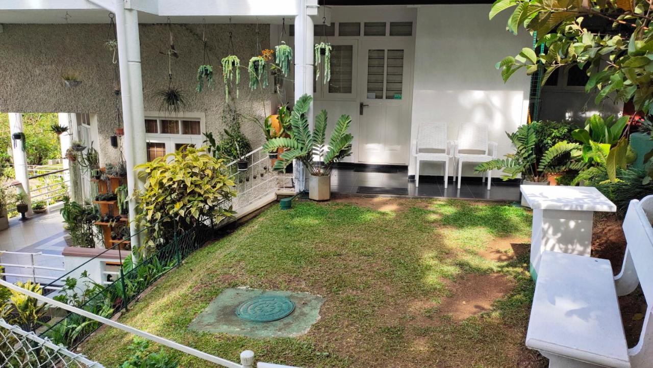 Marvel Hills Kandy Exterior photo